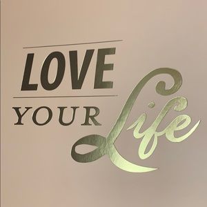 Meet your Posher, Ali